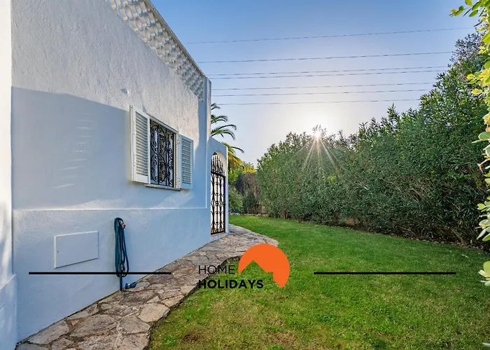 #239 Vivenda V3 Com Piscina By Holidays 빌라 *