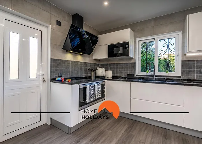 #239 Vivenda V3 Com Piscina By Holidays