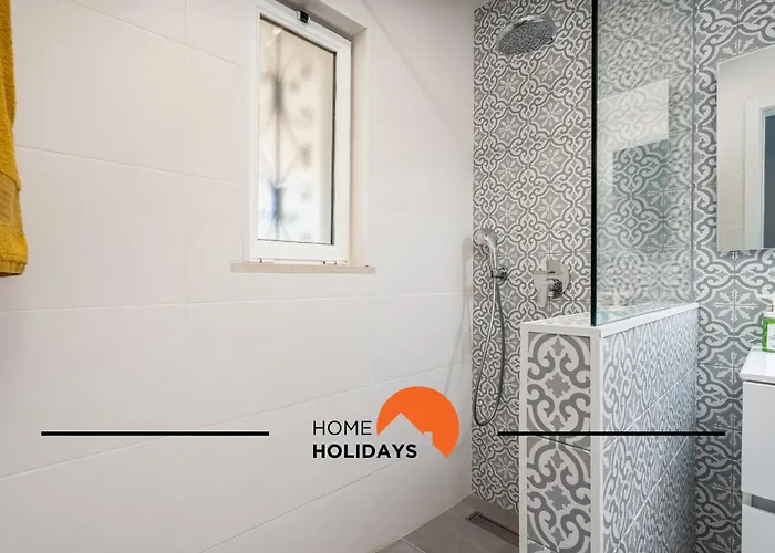 #239 Vivenda V3 Com Piscina By Holidays 빌라